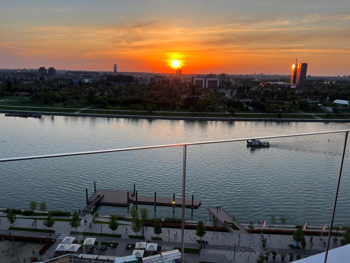 BW Terrace Top Floor Apartments With River View & Self Check-In Belgrad Exteriör bild