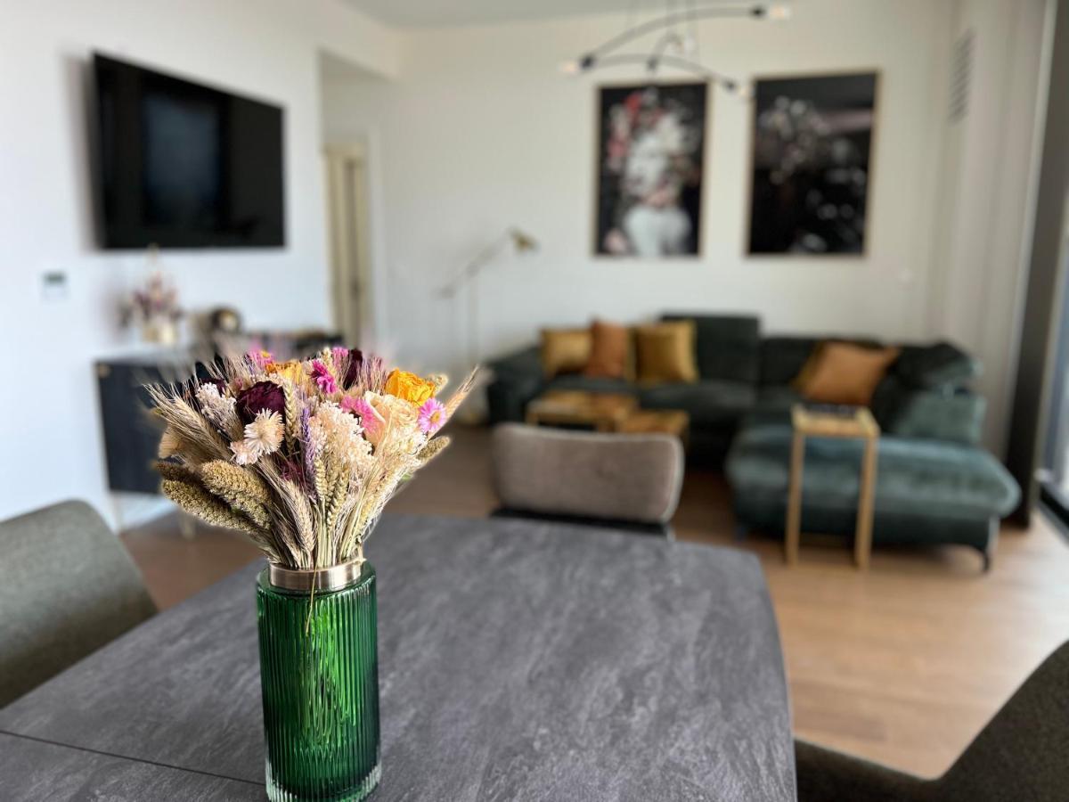 BW Terrace Top Floor Apartments With River View & Self Check-In Belgrad Exteriör bild